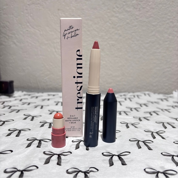 💄 trèStiQue — 2-in-1 Refillable Matte Lip Crayon + Balm - Picture 1 of 8
